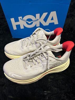HOKA Clifton gray athletic training running shoes sneakers women’s 7.5 new